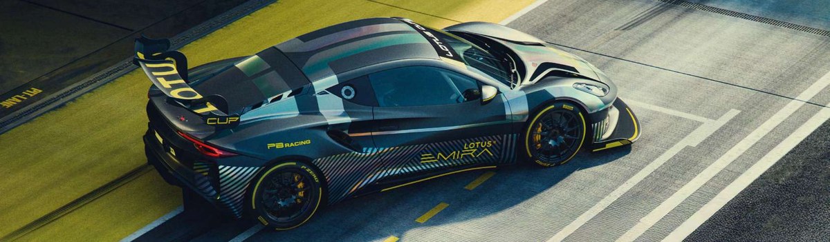 Lotus Emira Cup in pista